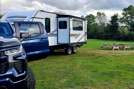 "Minnie Winnie" - Couple's Retreat!