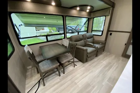 Scott's Solitude S-Class 3740BH Fifth Wheel