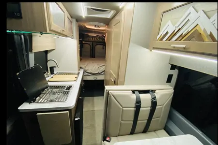 Vanderweg Tribute Class B Campervan