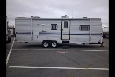 Aljo Skyline Family Travel Trailer