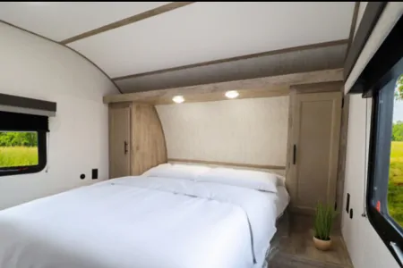 Dillon's Grand river 25rb Travel Trailer