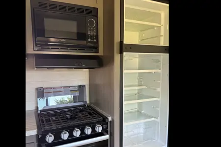 Jonathan's Starcraft 296bhs Travel Trailer