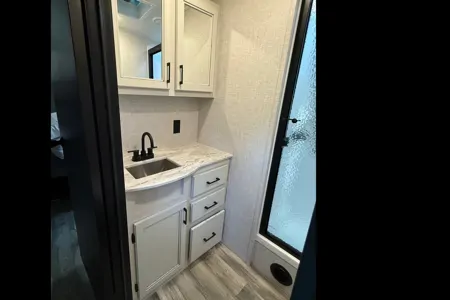 Jonathan's Starcraft 296bhs Travel Trailer