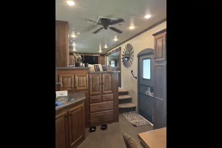 Heartland Big Country 3800FL Fifth Wheel Sleeps 6!