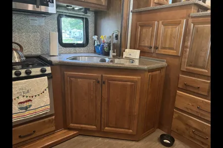 Heartland Big Country 3800FL Fifth Wheel Sleeps 6!