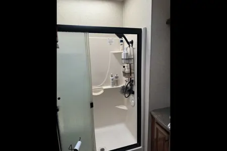 Heartland Big Country 3800FL Fifth Wheel Sleeps 6!