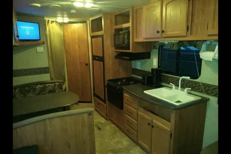 Comfy Heartland Bunkhouse