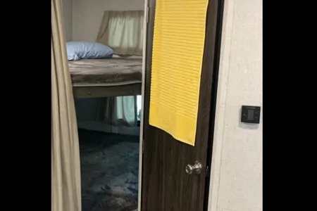 Steve’s Open Range Highland ridge 26bhs Travel Trailer