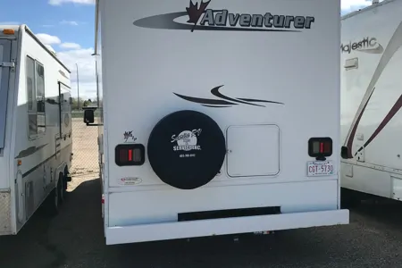 Sleeps 6 - Firefly Class C Motorhome