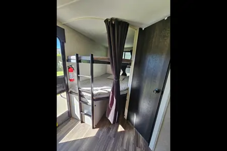 Angies NEW Range lite bunkhouse 241BH