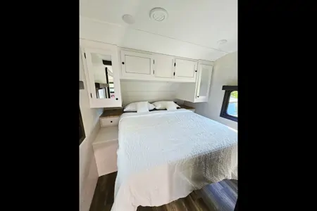Angies NEW Range lite bunkhouse 241BH