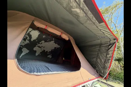 4x4 Toyota 4Runner with Roof Top Tent