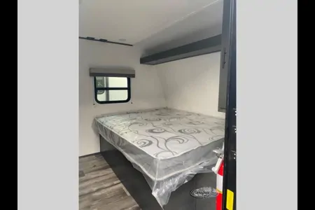 Carefree's Dutchmen Aspen Trail Mini 1950BH Travel Trailer