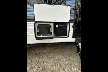 Maricela's Crossroads Zinger 320FB Travel Trailer