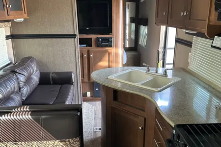 Family getaway Dutchmen Aspen trail Travel Trailer