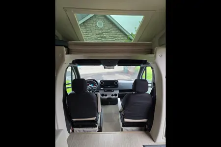 Demi Delano luxurious easy to drive
