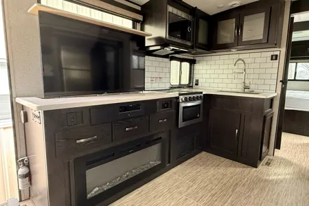 Russ's Forest River SVT272FLS Travel Trailer