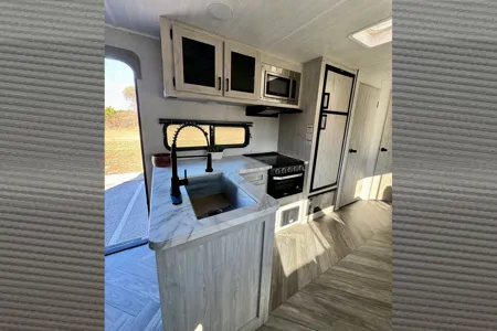 Ricardo's Pet Friendly, 27' Della Terra Travel Trailer