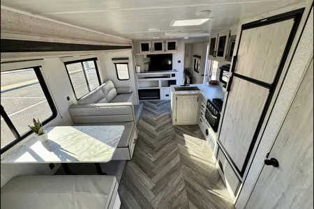 Ricardo's Pet Friendly, 27' Della Terra Travel Trailer