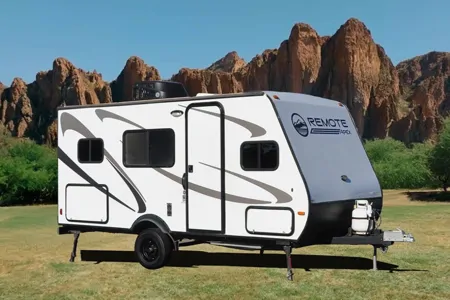 Coachmen Trailer 160022