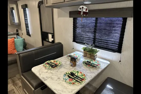 'Callie' 2022 Dutchmen Coleman ACO602