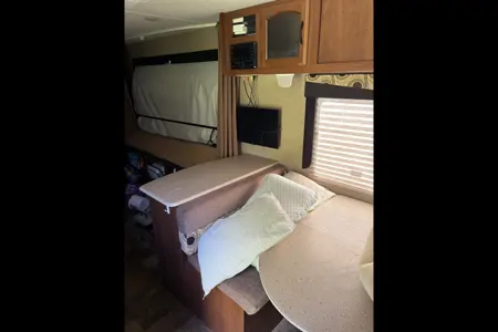 Jeff's Coachmen Freedom Express Hybrid