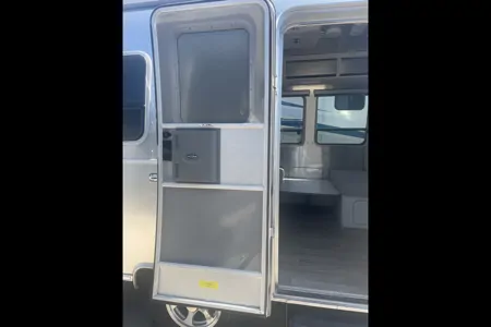 Classic, Cute, Cozy: 20' Airstream For Your Coastal Adventure