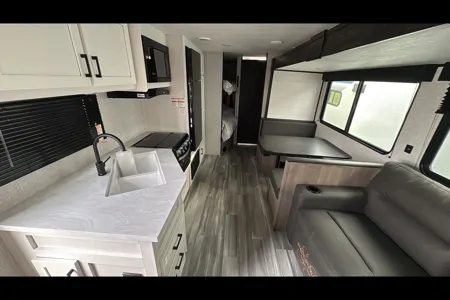 2024 Jayco Jayflight SLX 261BHS Travel Trailer