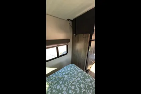 2022 Surveyor Legend 19RBLE Travel Trailer