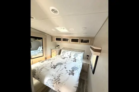 Panorama Ridge RV Cottage