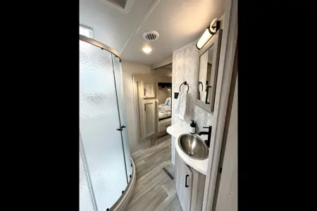 Panorama Ridge RV Cottage