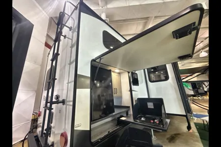 Don's 2023 Flagstaff 832BWS Travel Trailer