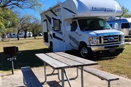 25ft. Class C — easy & fun to drive, a unique road trip experience! 