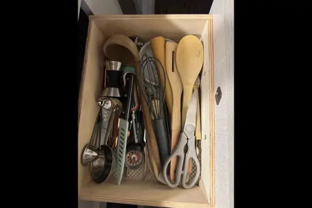 Beverly's Thor Motor Coach Rize 18M Class B