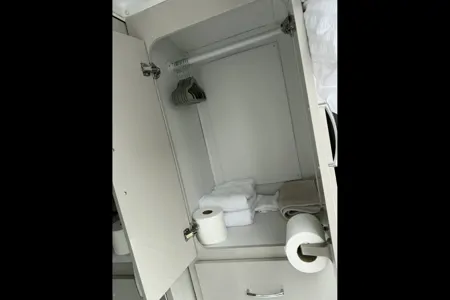 Beverly's Thor Motor Coach Rize 18M Class B