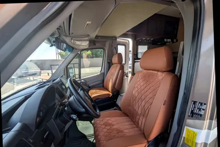Mercedes-Benz Class C Diesel SOLAR 21MPG -- NEWLY UPGRADE 