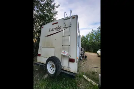 M T'S Keystone Laredo Fifth Wheel
