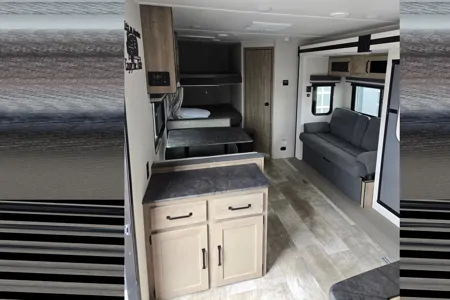 Clarke's Palomino Puma Travel Trailer