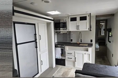 Clarke's Palomino Puma Travel Trailer