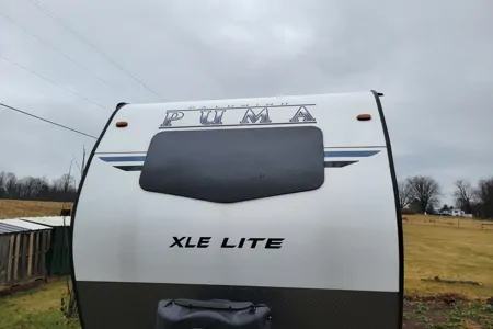 Steven's Puma lle light 22fkc Travel Trailer