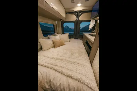 2023 Jayco Swift 20D Luxury Class B Pop-Top with Starlink Wifi