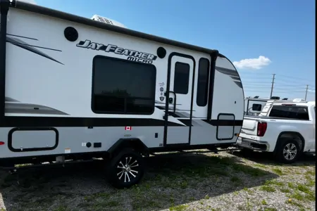 Rachel's Jayco Jay Feather Travel Trailer