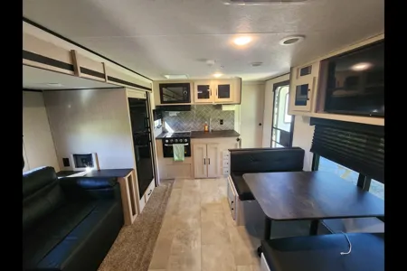 Luxurious Lightweight Apex 256BHS Travel Trailer