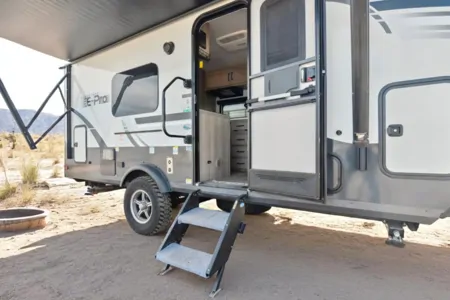 2024 Flagstaff E-Pro E19FD: Lightweight, Modern, and Adventure-Ready