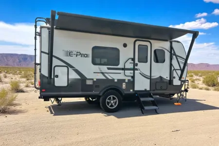 2024 Flagstaff E-Pro E19FD: Lightweight, Modern, and Adventure-Ready