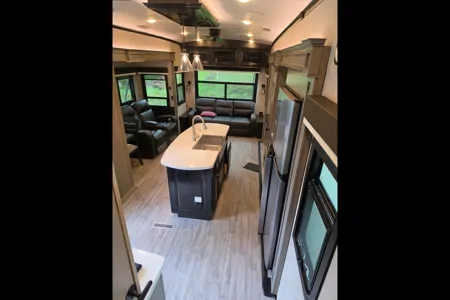 Kal's Jayco Pinnacle 36 Foot Fifth Wheel