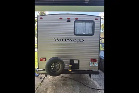 Nancy's Forest River Wildwood X-Lite 261BHXL Travel Trailer