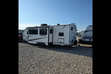 2022 Sunset Trail 272BH | Starlink, Pet Friendly, Sleeps 8+