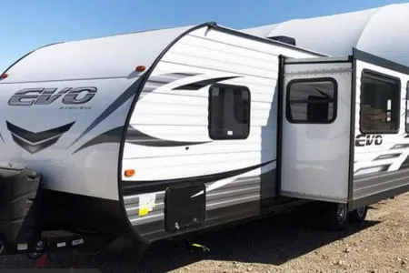 Leon's Forest River Evo Travel Trailer