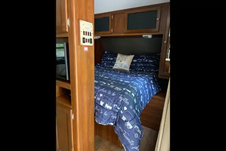  Keystone 272BHS Travel Trailer